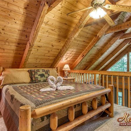Cozy Mountain Hideaway Villa Gatlinburg Oda fotoğraf