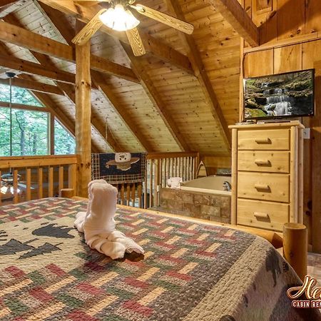 Cozy Mountain Hideaway Villa Gatlinburg Oda fotoğraf